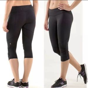 LULULEMON Run Pace Crop Ruched Black Leggings Size 6